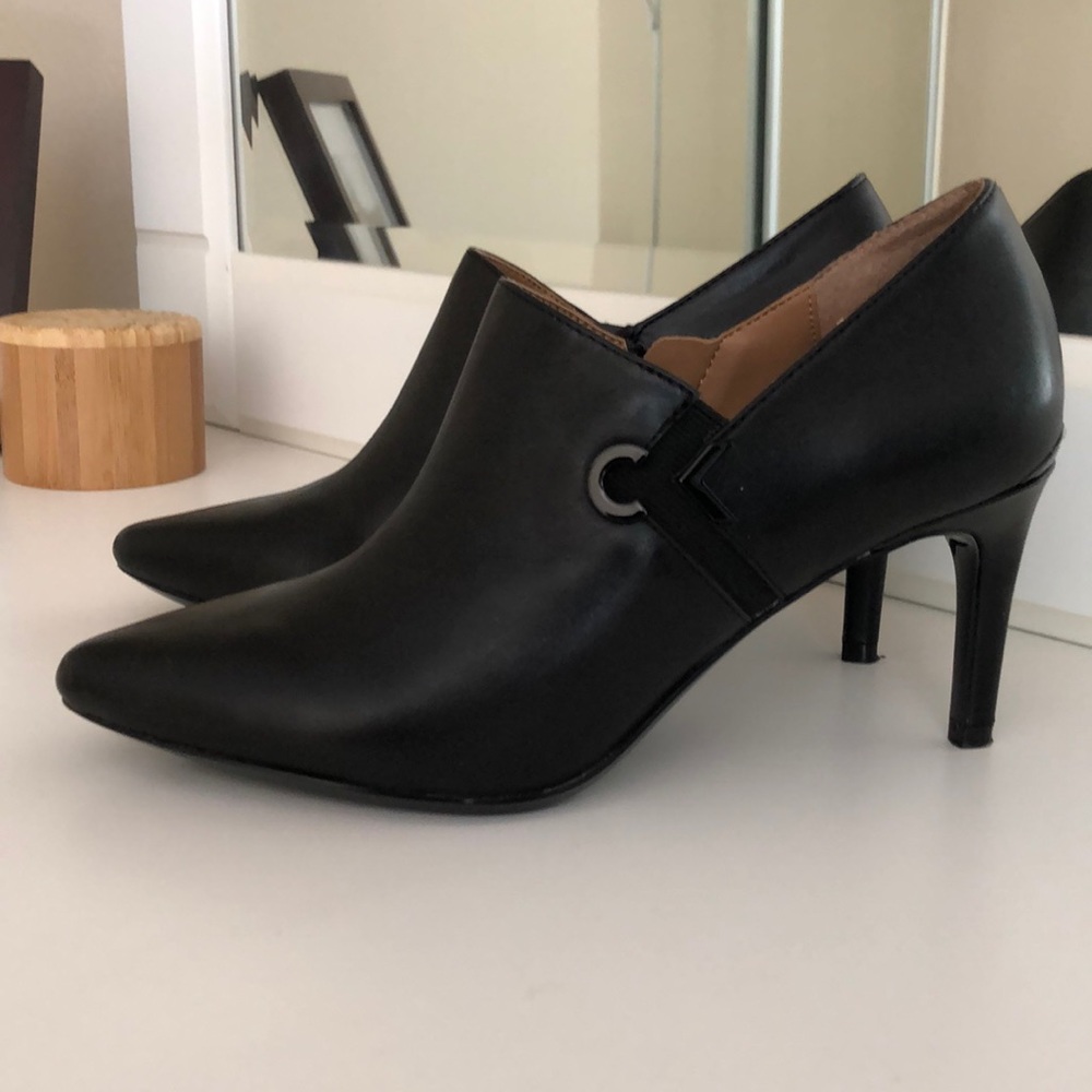 Calvin Klein Black Leather Joanie Shoes